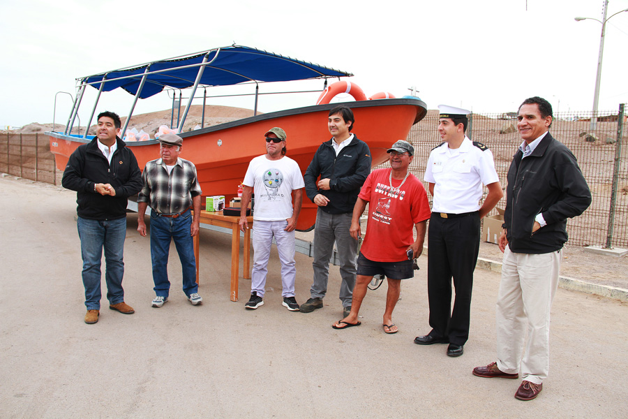 Sindicato “Nueva Esperanza” de Chanavayita adquiere embarcación que les  permitirá prestar servicios a terceros