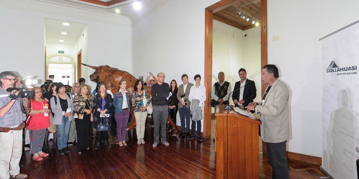 Sala de Arte Collahuasi sorprende con exposición “Pentauro” de cinco grandes toros construidos en chatarra