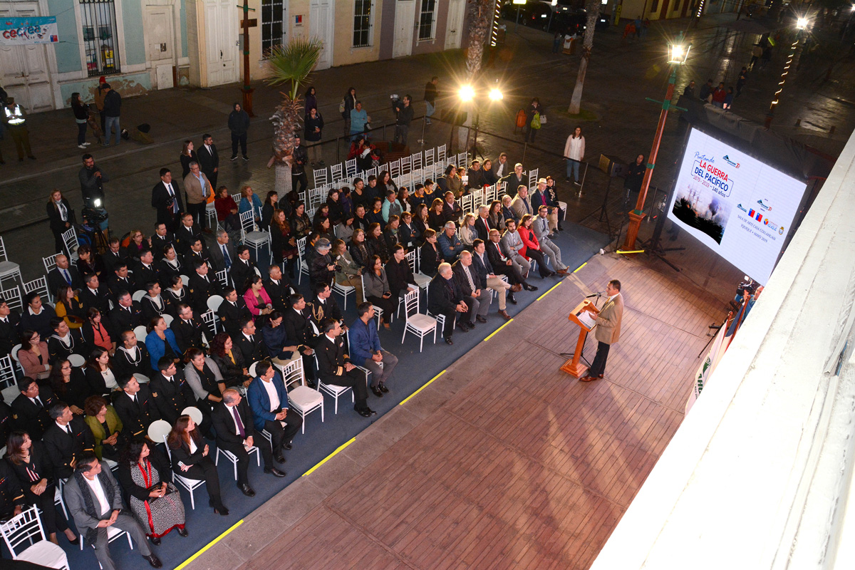 Niños de Tarapacá son protagonistas de muestra pictórica del 21 de mayo en Sala de Arte Collahuasi