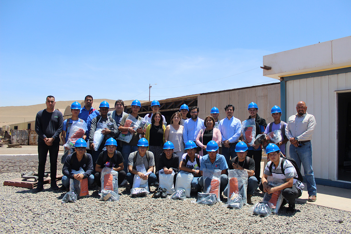 Jóvenes de Pozo Almonte se certifican en soldadura G3 y G4