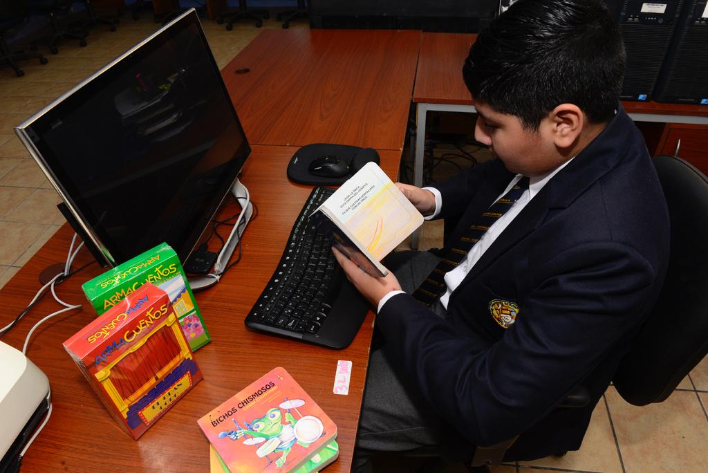 Fundación Educacional Collahuasi aporta 6.000 chips de conexión a internet y material educativo para apoyar planes de emergencia municipales