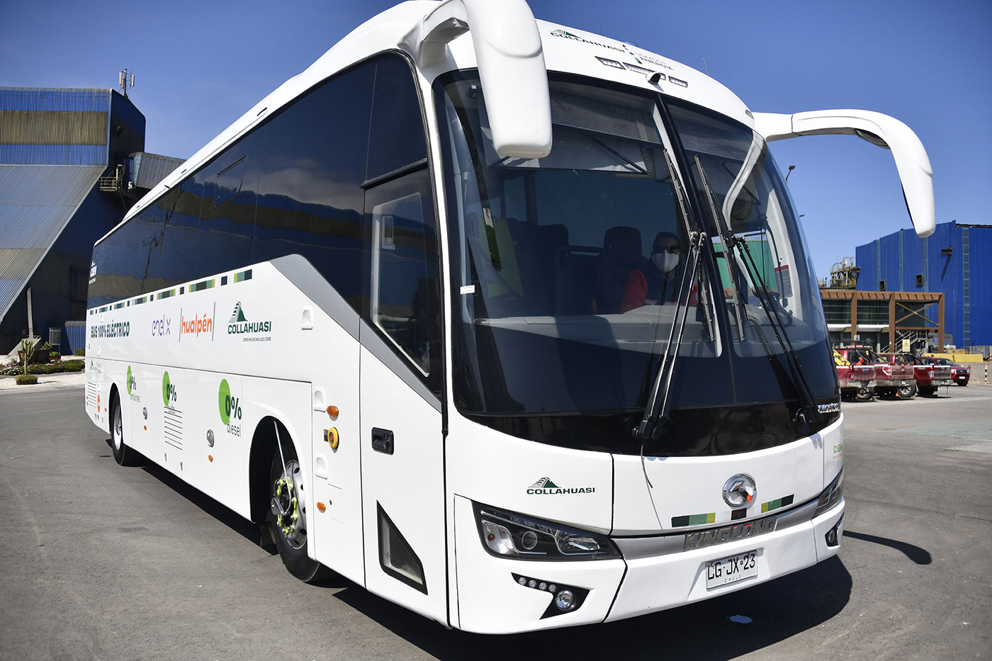 Collahuasi pone en marcha primeros buses eléctricos en Tarapacá
