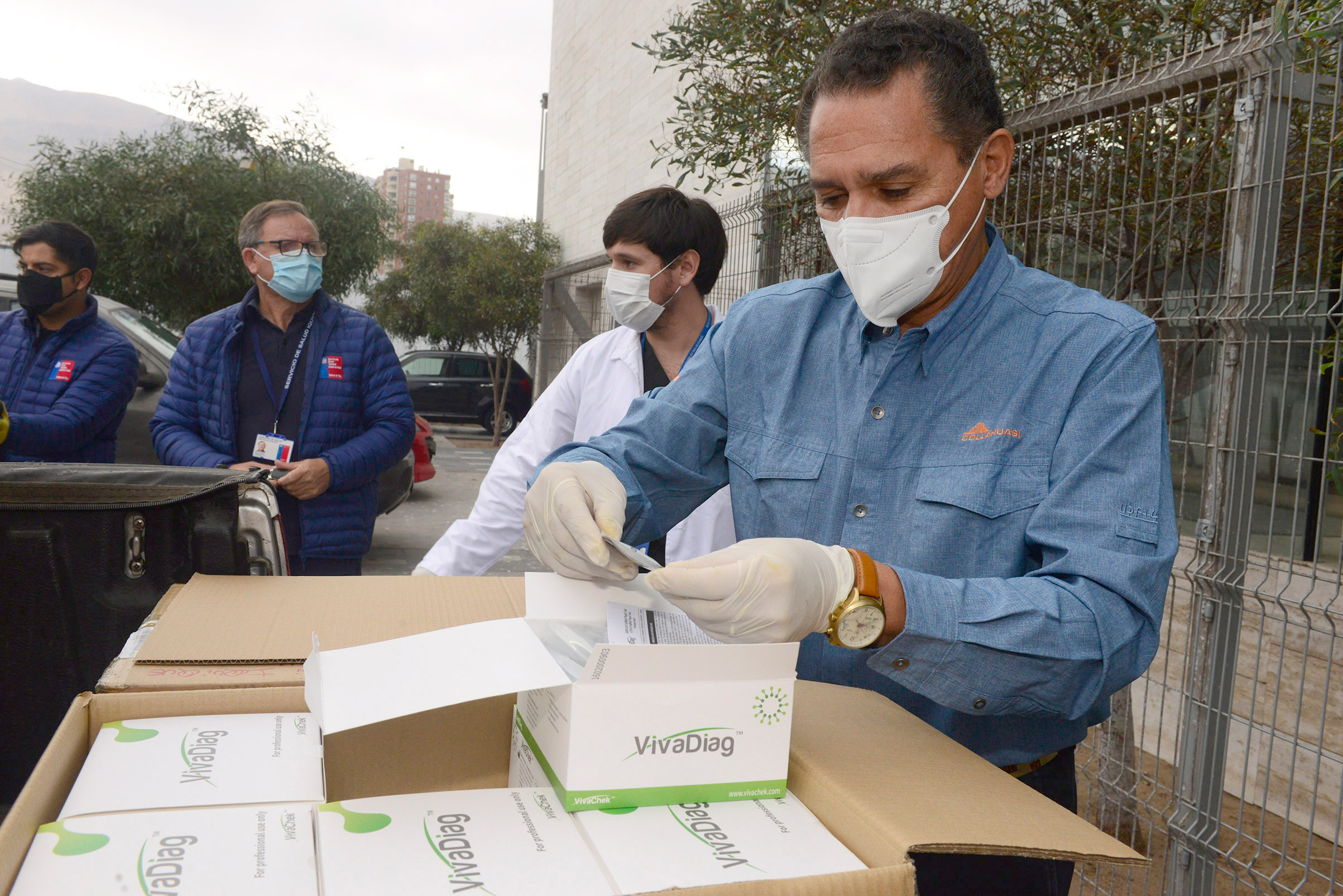15 mil test rápidos de Covid-19 y 4 nuevos ventiladores mecánicos son entregados al Servicio de Salud Regional por Collahuasi
