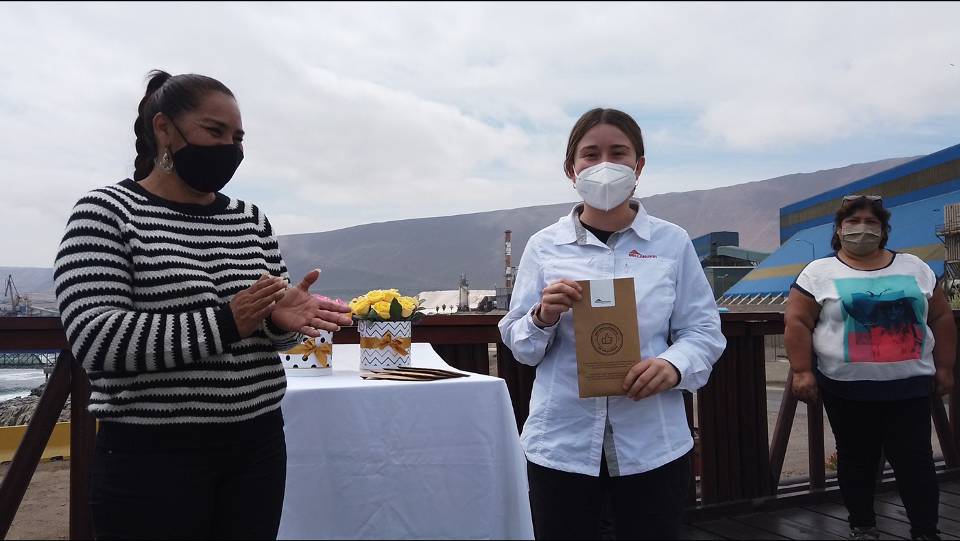Costureras del borde costero avanzan en la fabricación y venta de mascarillas