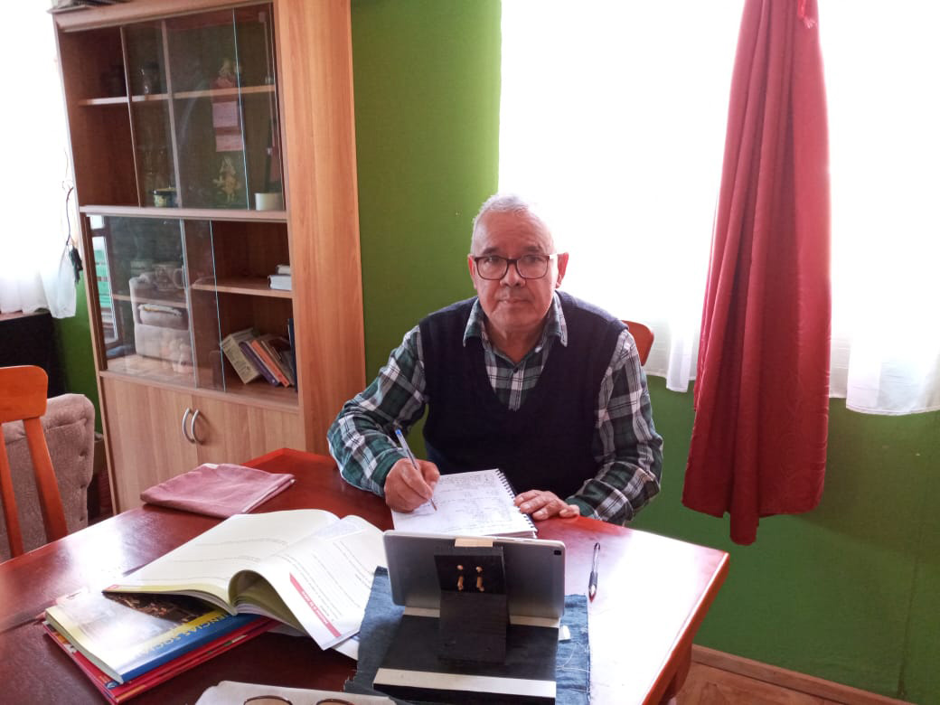 Vecinos y vecinas del litoral sur de Iquique cumplen un sueño y culminan estudios pendientes de enseñanza básica y media