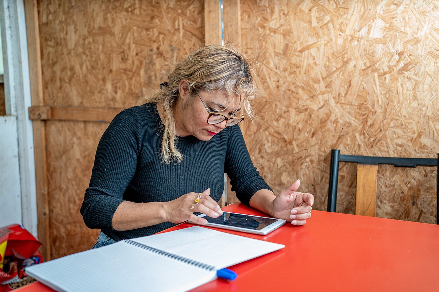 60 vecinos del borde costero cumplirán el sueño de regularizar sus estudios