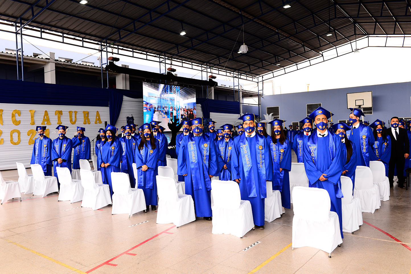 Estudiantes de los Liceos Bicentenarios de Alto Hospicio y Pica culminaron Año Escolar 2021