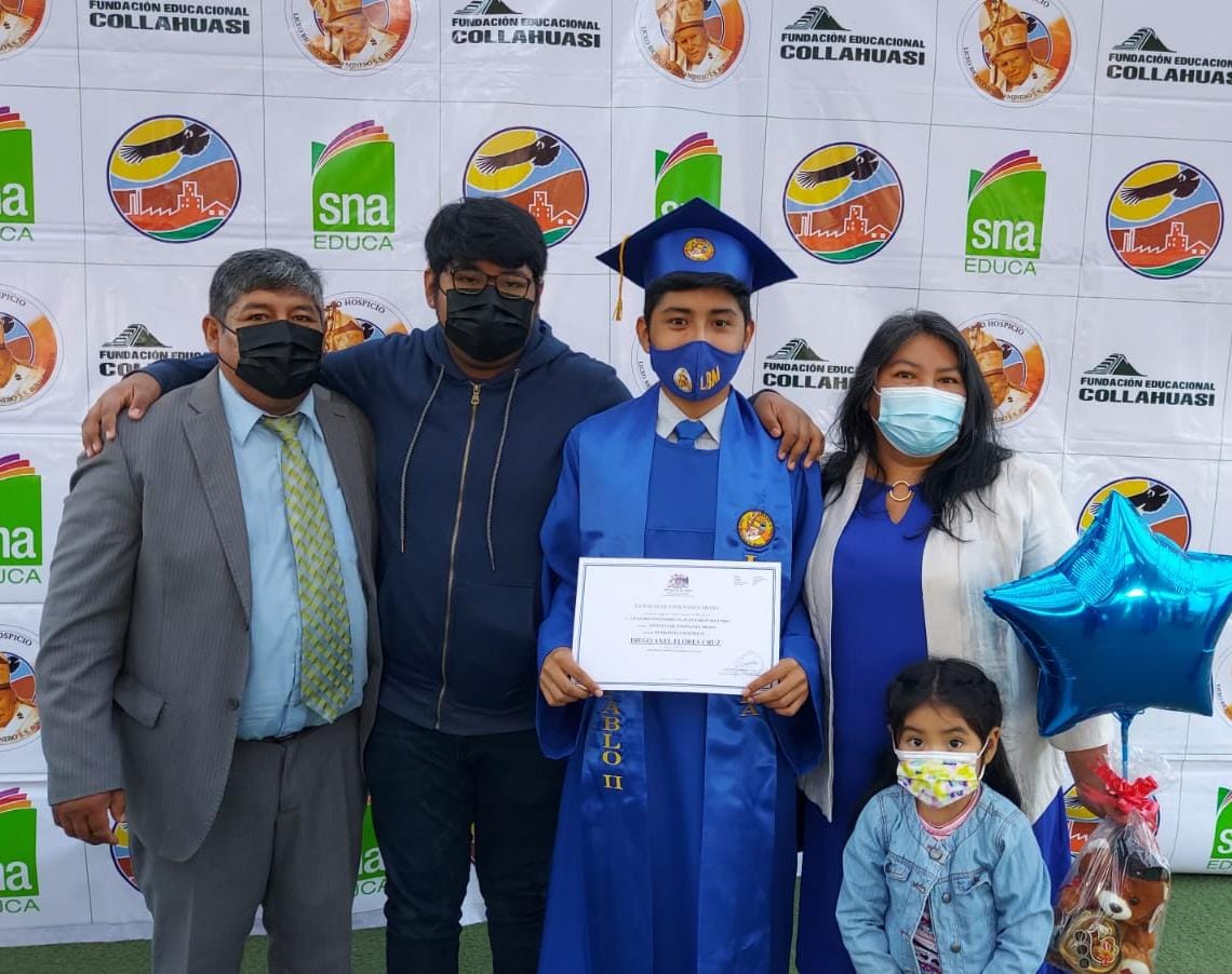 Jóvenes del Liceo Bicentenario Minero Juan Pablo II de Alto Hospicio destacan por resultados en la PTU 2022