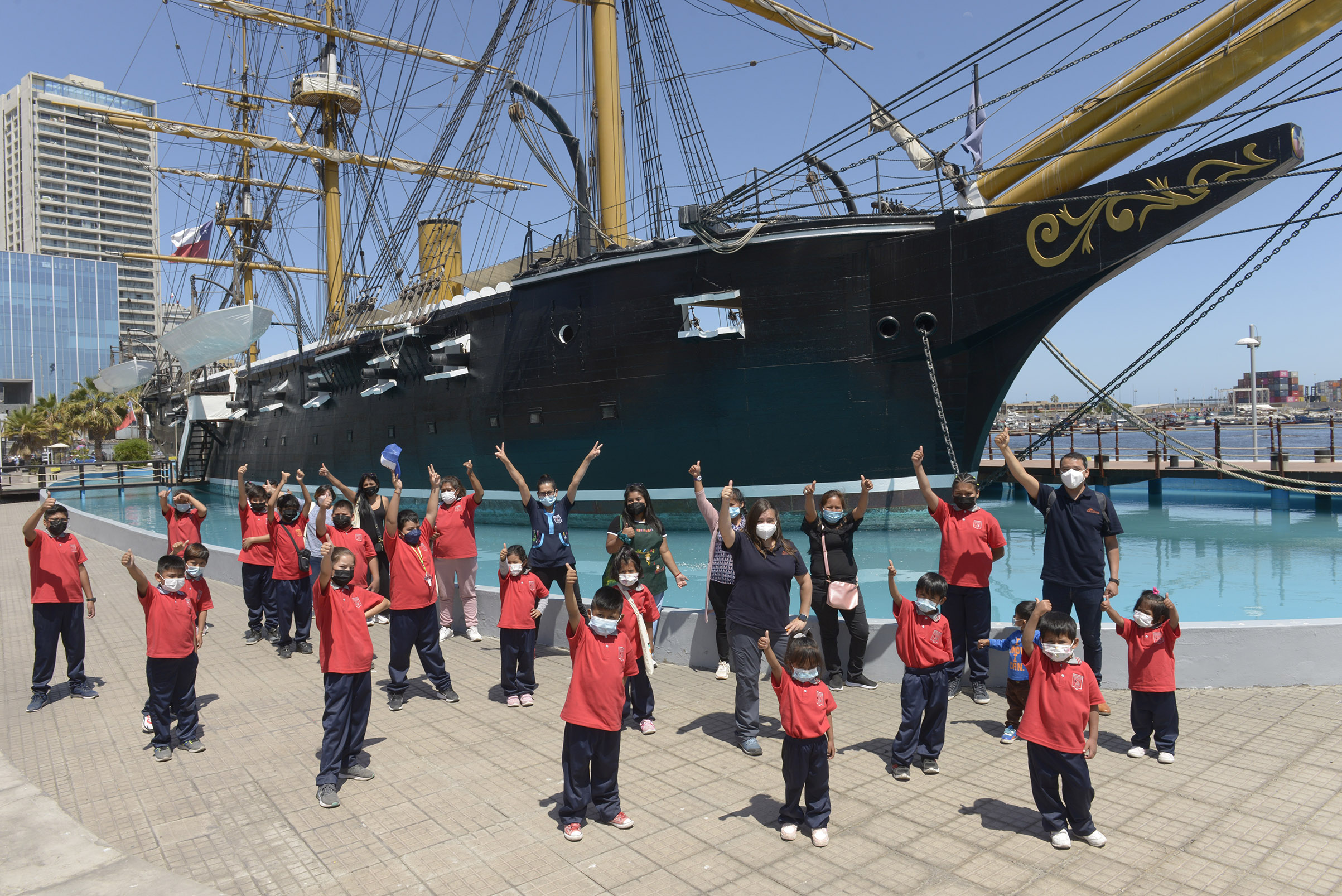 Alumnos de Escuela Básica de Huatacondo fueron destacados en concurso de cuentos interculturales