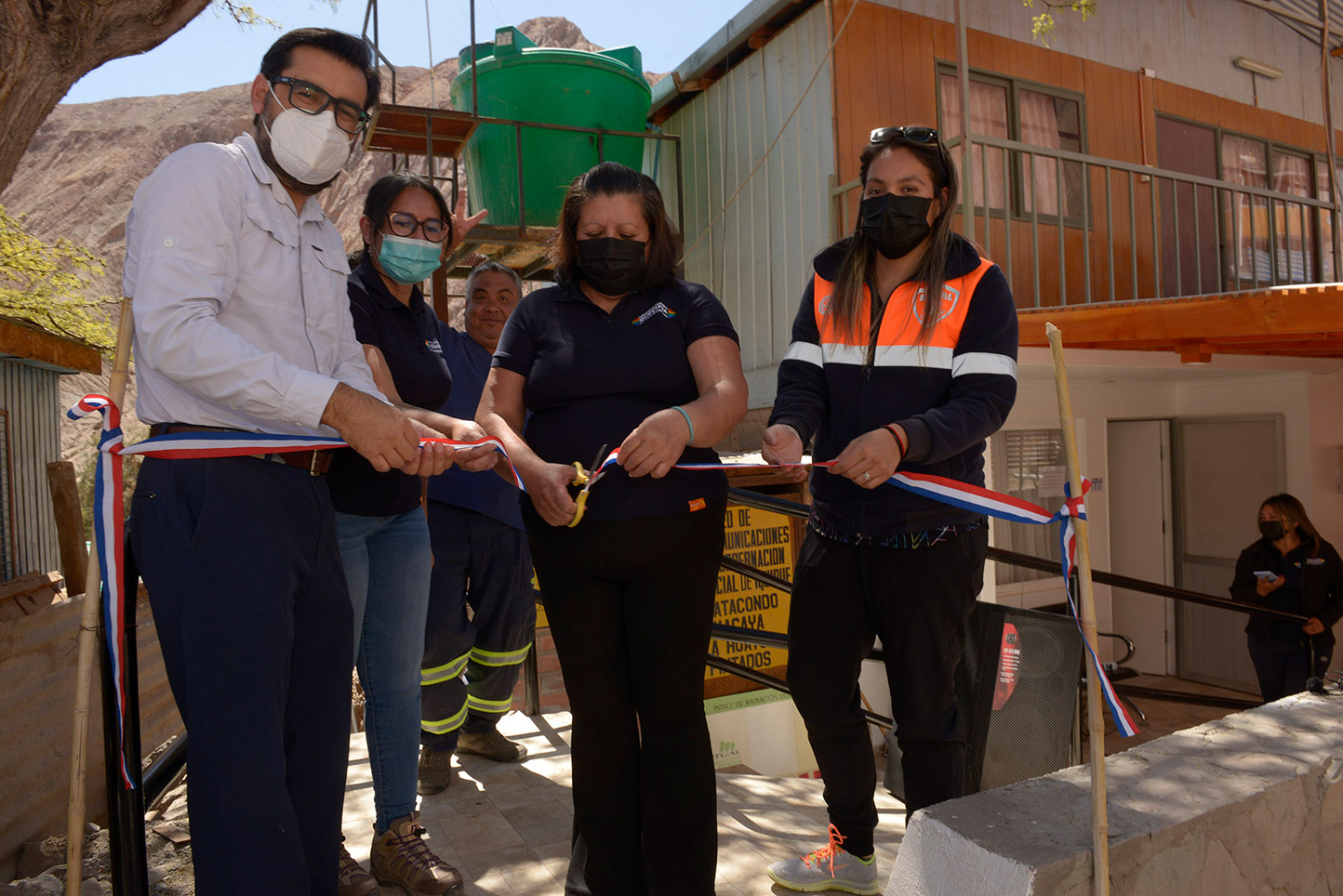 Comunidad de Huatacondo y Collahuasi inauguran mejoramiento de estación médico rural para fortalecer la atención de salud