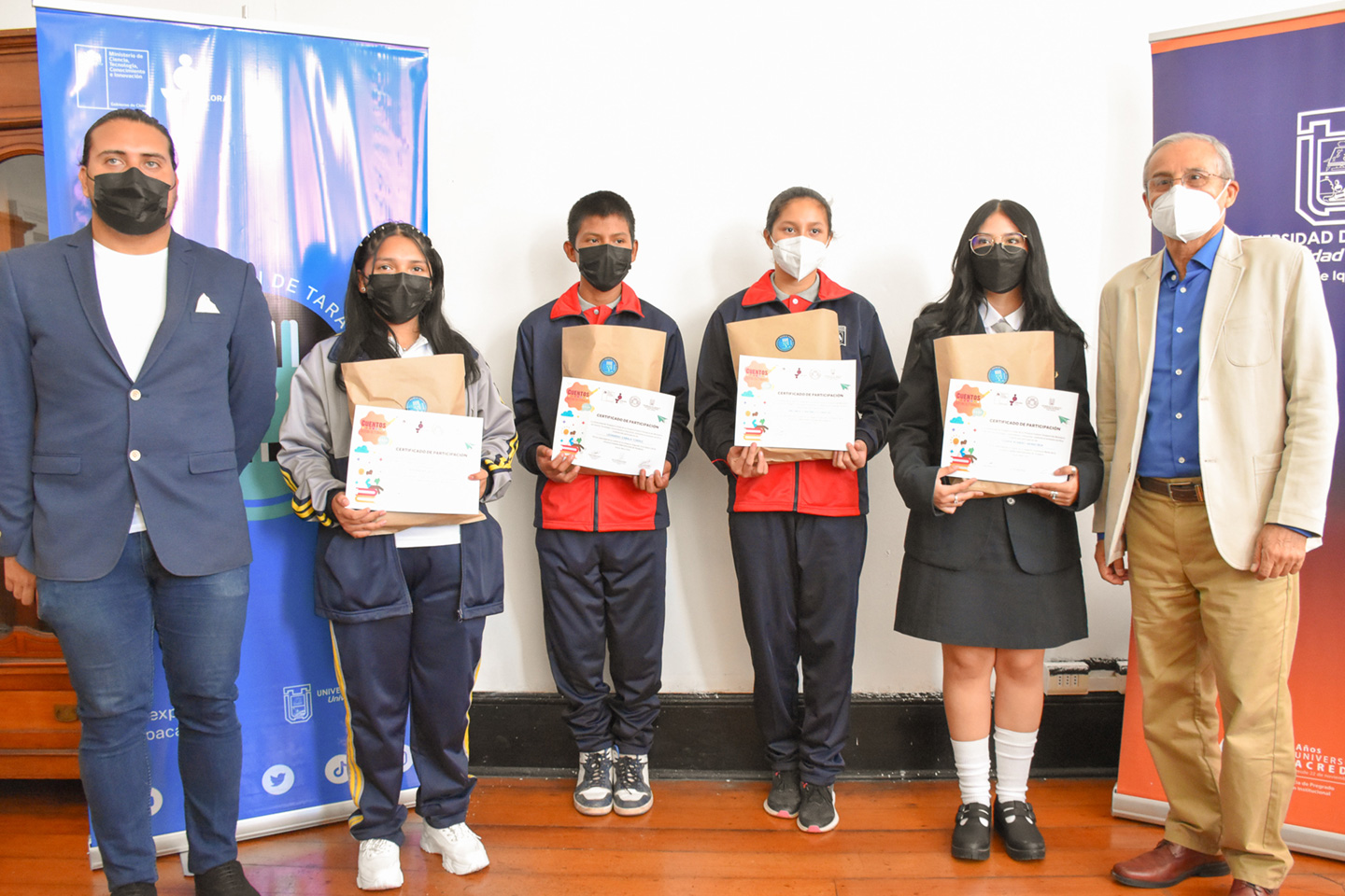 Alumnos de Escuela Básica de Huatacondo fueron destacados por cuentos interculturales