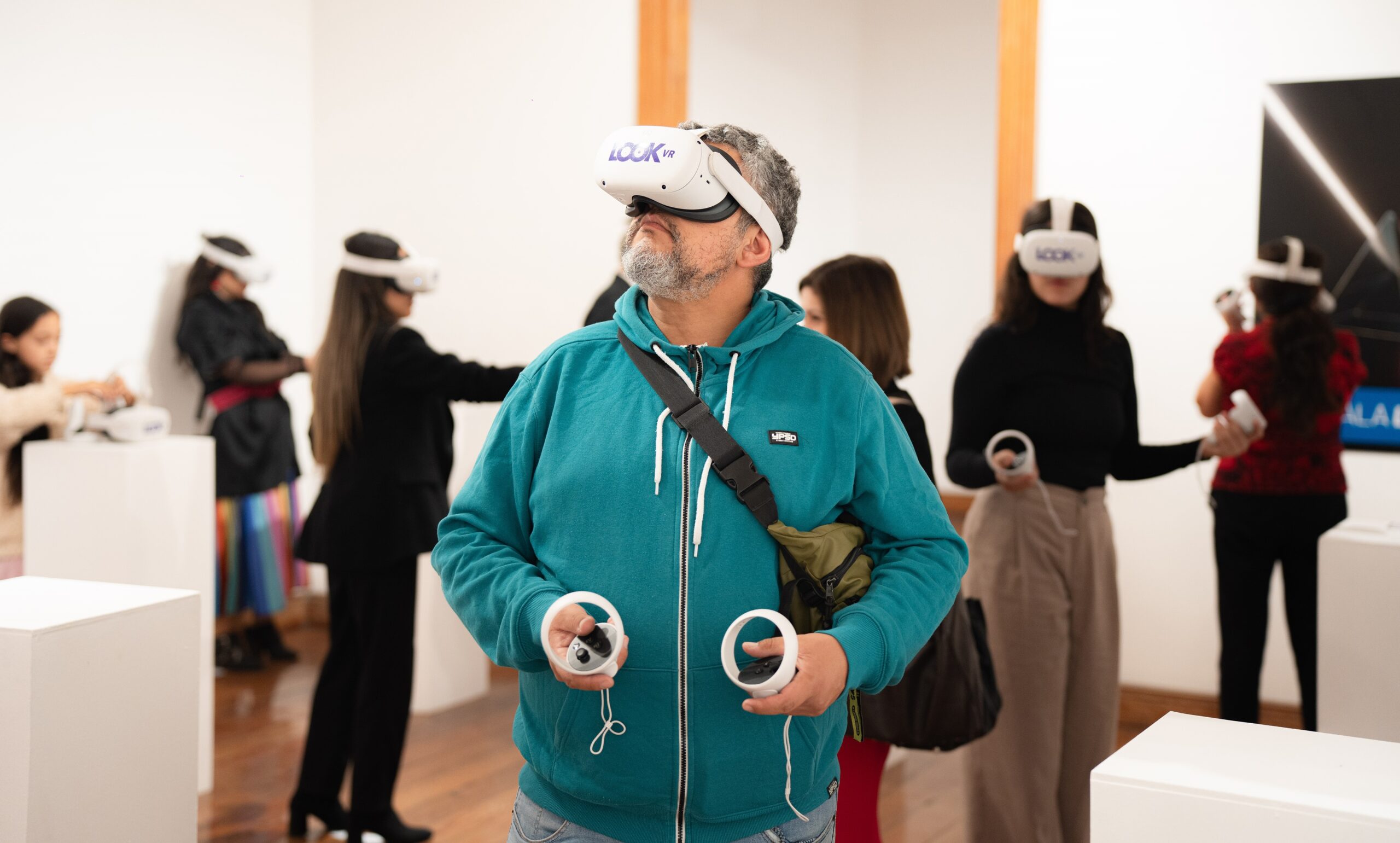 El legado científico de Isaac Newton llegó a Sala de Arte Casa Collahuasi