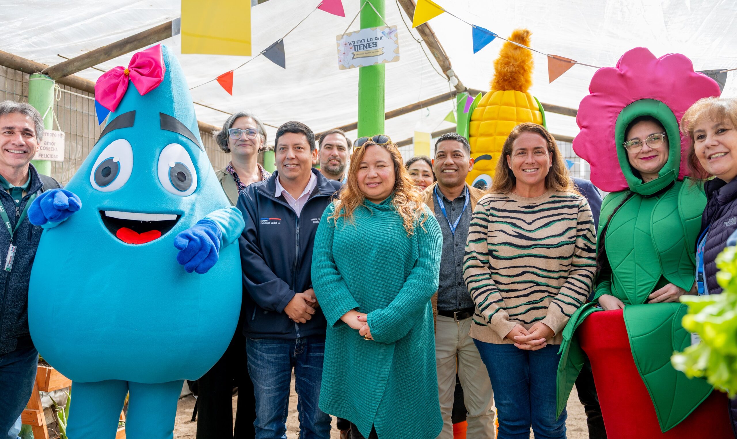Programa agroeducativo beneficiará a 21 establecimientos estudiantiles de Tarapacá con talleres de hidroponía y compostaje