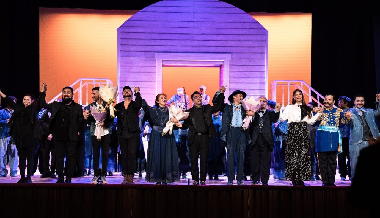 Ópera iquiqueña “Lágrimas de Sal” conquista los Premios Carmen 2025 como mejor musical regional