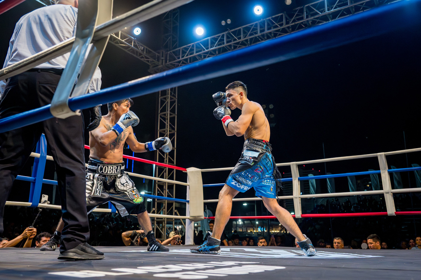 La Tierra de Campeones escribe una nueva historia: iquiqueño “Pato” Carrión se corona primer campeón mundial de boxeo