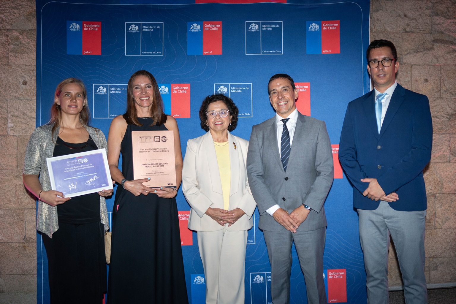 Programa de buen trato laboral de Collahuasi es premiado por el Ministerio de Minería