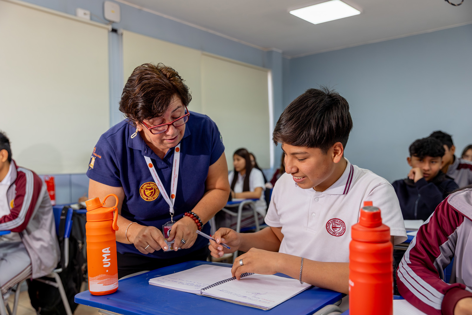 Liceos Bicentenario Juan Pablo II y Padre Alberto Hurtado Cruchaga destacan en SIMCE 2025
